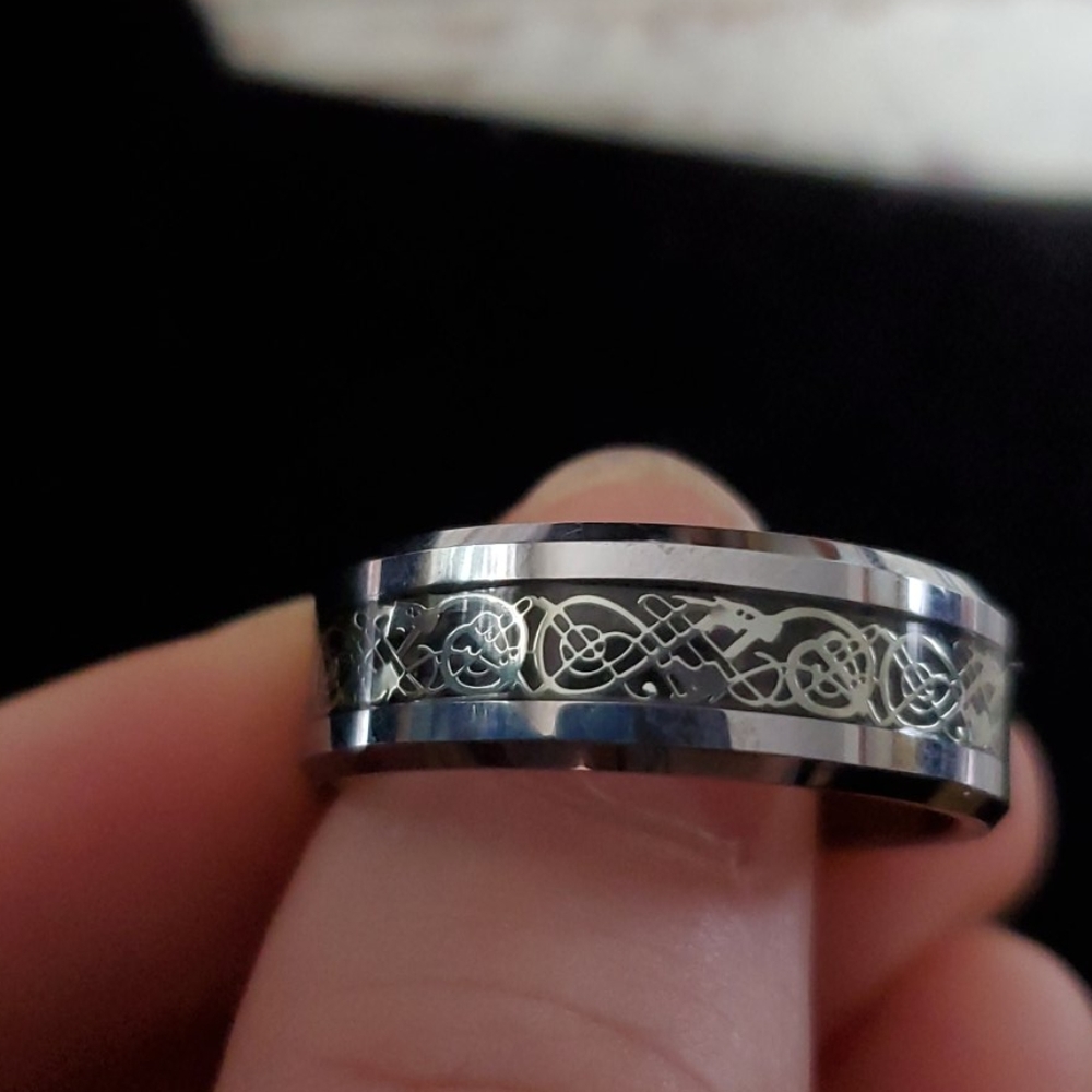 TUNGSTEN RING